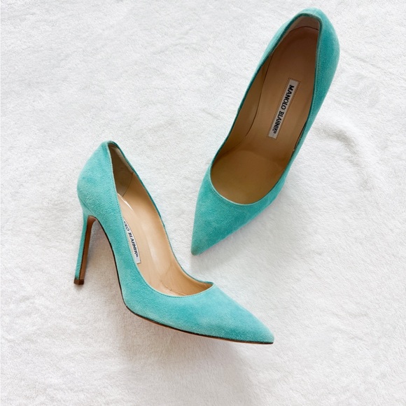 Manolo Blahnik Blue Suede Heels Elegant Stiletto Pumps - Picture 1 of 13